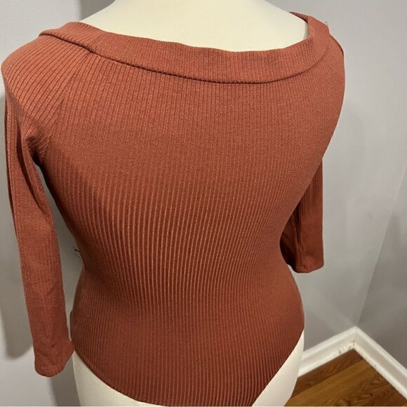NWOT Nordstrom Astr The Label Rust Criss Cross Banded V-Neck‎ Bodysuit - XL - Picture 8 of 11